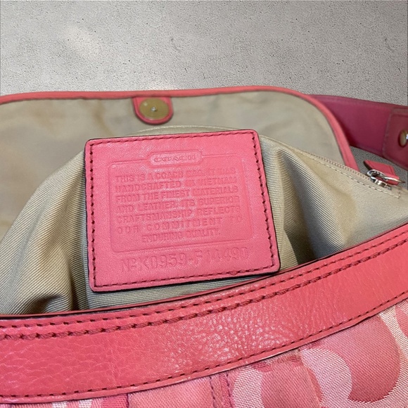 Rare Vintage Coach Pink Monogram C Signature Zoe Hobo Shoulder Bag - Picture 6 of 10